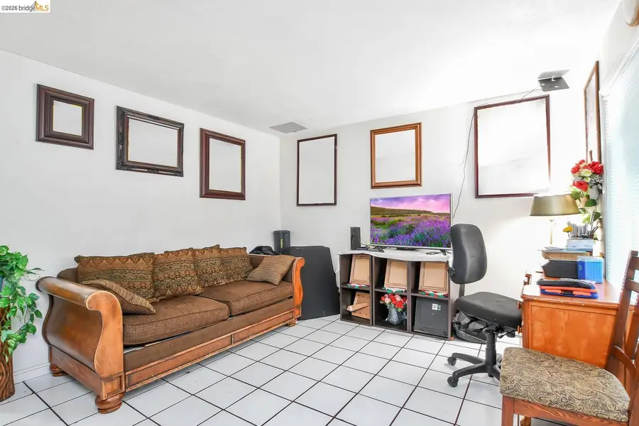 141 E 15th St, Pittsburg, CA 94565 - #2