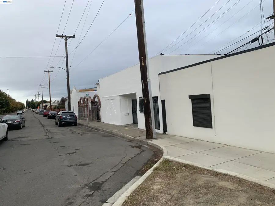11070 San Leandro St., Oakland, CA 94603 - #2