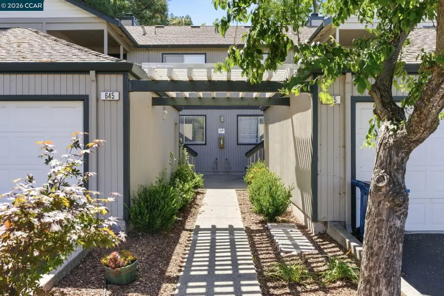 641 Chadwick Ln, Bay Point, CA 94565 - #3
