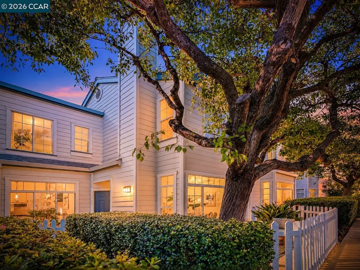 619 Commodore Dr, Richmond, CA 94804 - #1
