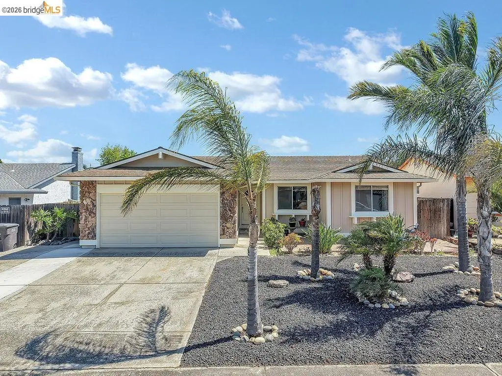 979 Walnut Dr, Oakley, CA 94561 - #1