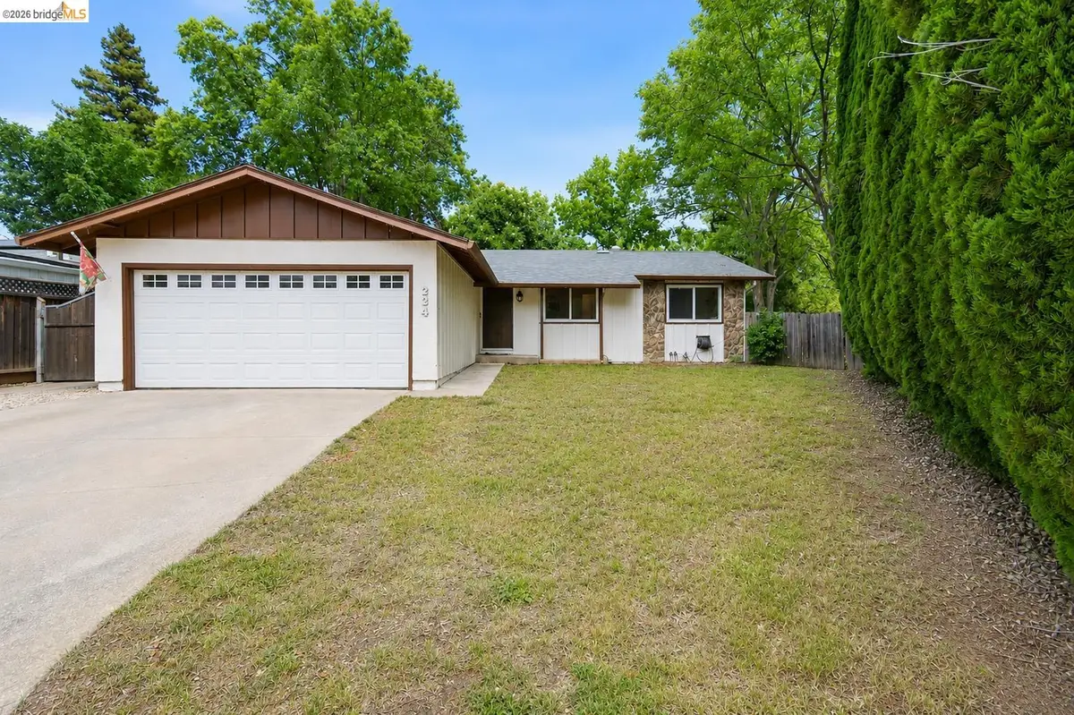 224 Amherst Ct, Vacaville, CA 95687 - #1