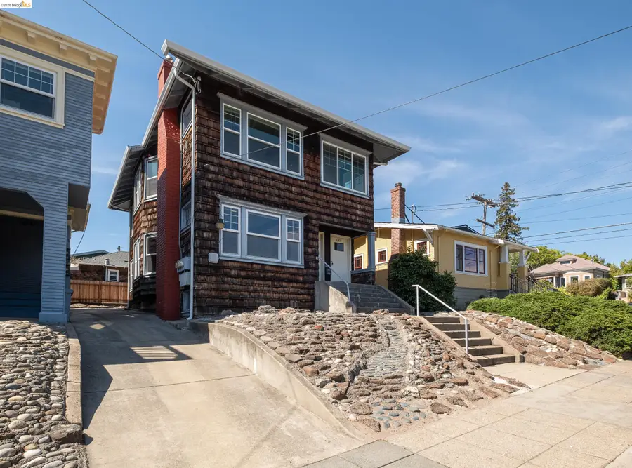 4283 Howe Street, Oakland, CA 94611 - #3