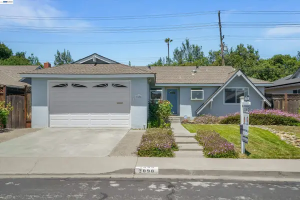 2090 Coolidge Dr, Santa Clara, CA 95051