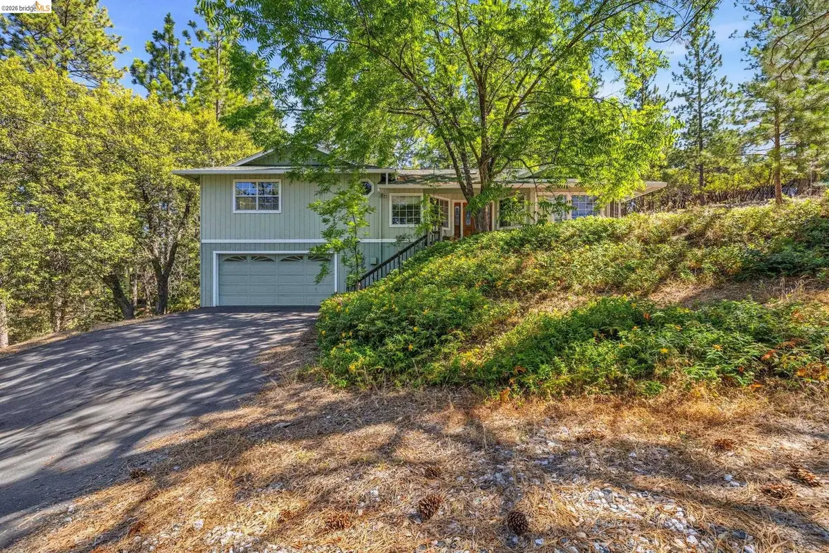 12033 Hillhurst Cir, Groveland, CA 95321 - #1