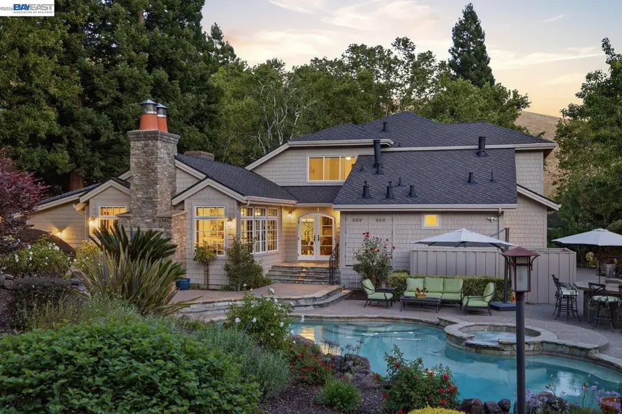 2962 Deer Meadow Dr, Danville, CA 94506 - #3