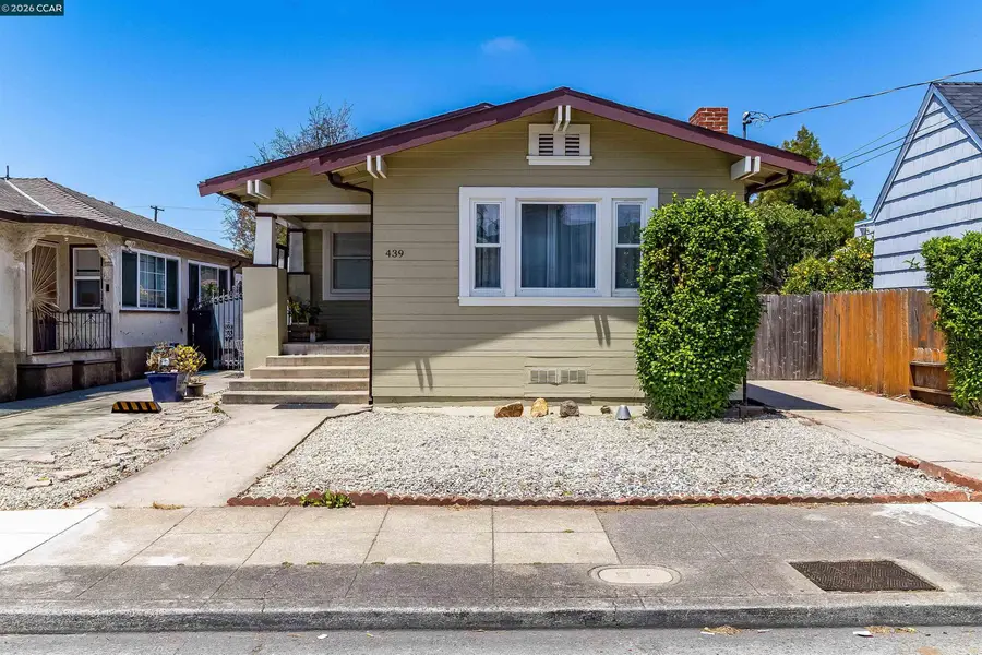 439 44th St, Richmond, CA 94805 - #2