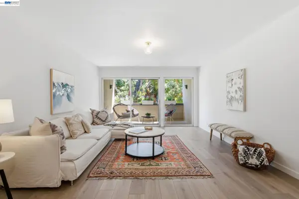 955 Shorepoint Ct #100, Alameda, CA 94501