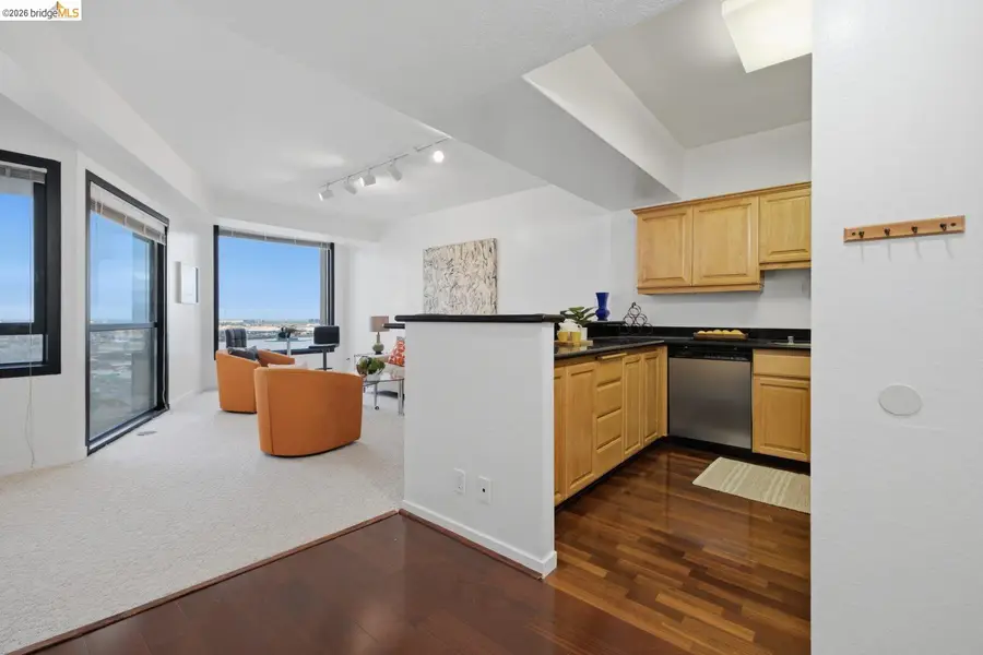 6363 Christie Ave #2701, Emeryville, CA 94608 - #2
