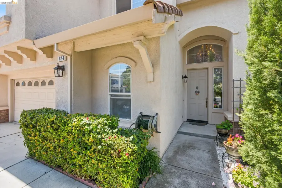 724 Topaz Ct, Antioch, CA 94509 - #2