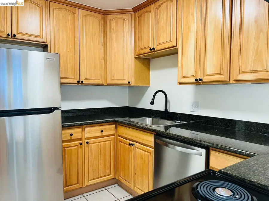42 El Capitan Ln, Antioch, CA 94509 - #3