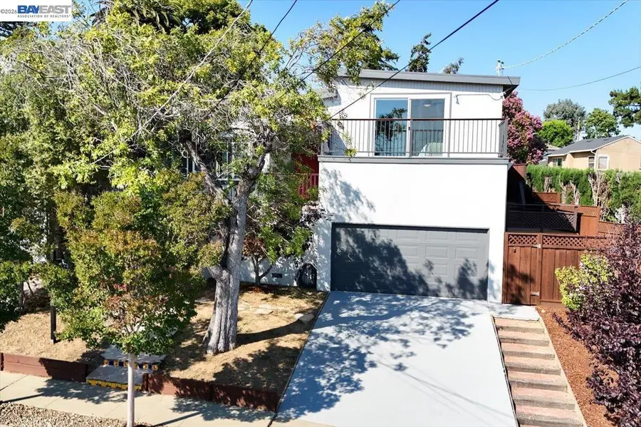 17888 Mayflower Dr, Castro Valley, CA 94546 - #2