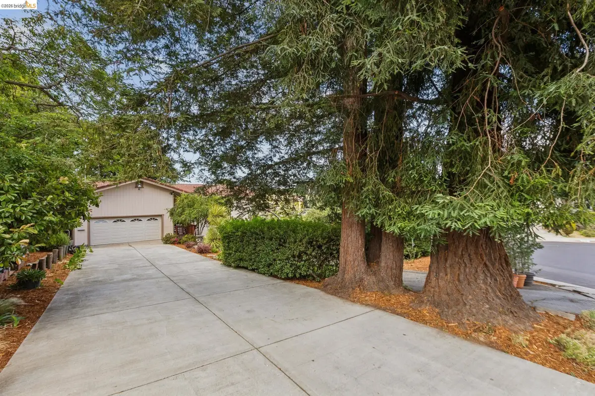 1131 Mitchell Way, El Sobrante, CA 94803 - #1