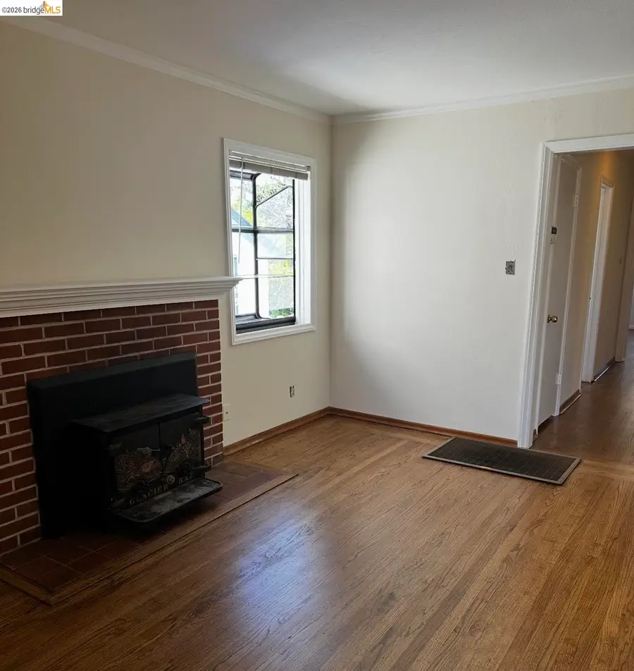 3212 Esmond Ave, Richmond, CA 94804 - #3