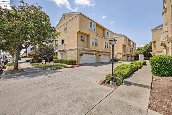 260 Estabrook St, San Leandro, CA 94577
