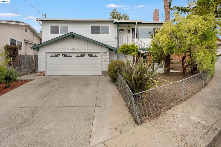 19435 Yuma St, Castro Valley, CA 94546 - #2
