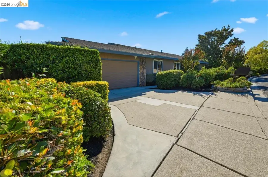 733 Daffodil Way, Concord, CA 94518 - #3