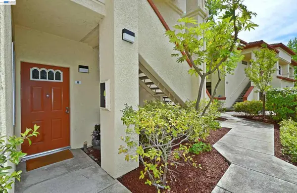 6978 Dublin Meadows St #B, Dublin, CA 94568