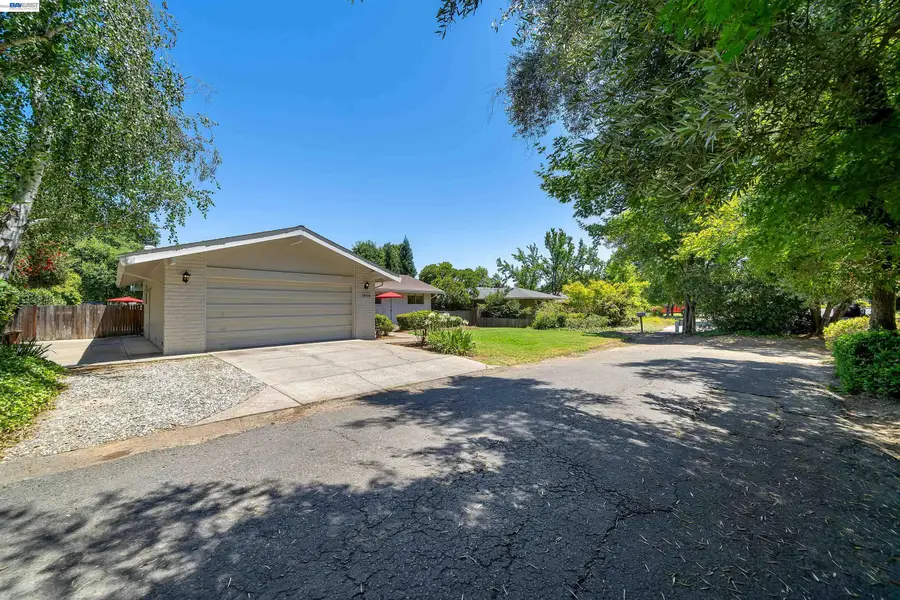1600 Copenhagen Way, Carmichael, CA 95608 - #2