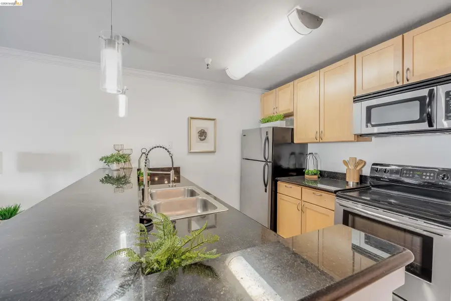 6400 Christie Ave #5319, Emeryville, CA 94608 - #3