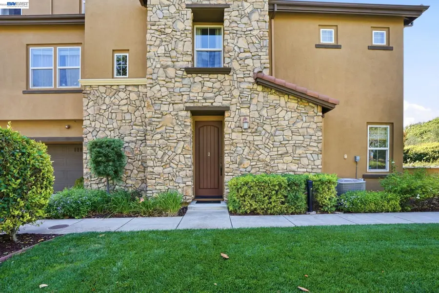674 Selby Lane #4, Livermore, CA 94551 - #2