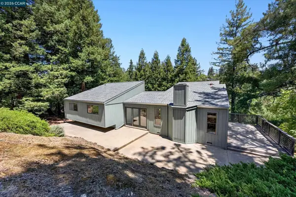 53 Sleepy Hollow Ln, Orinda, CA 94563