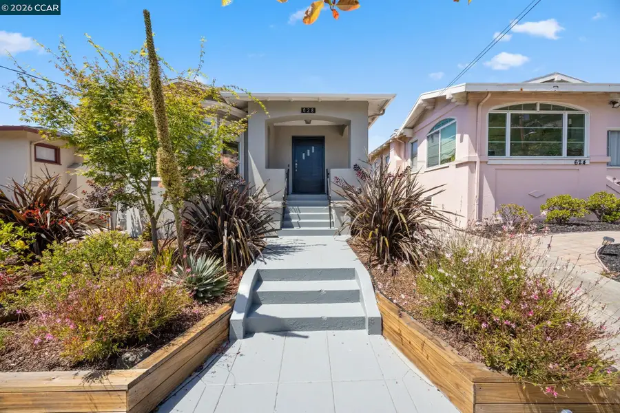 628 Poirier St, Oakland, CA 94609 - #3