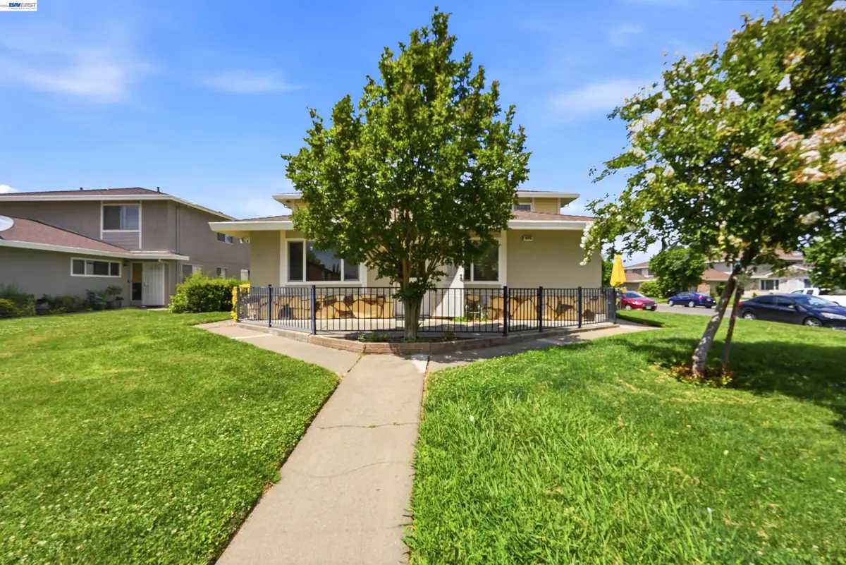 9079 Pinata Way #1, Sacramento, CA 95826 - #1