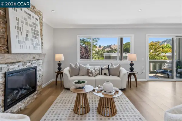 1150 Canyonwood Ct #4, Walnut Creek, CA 94595