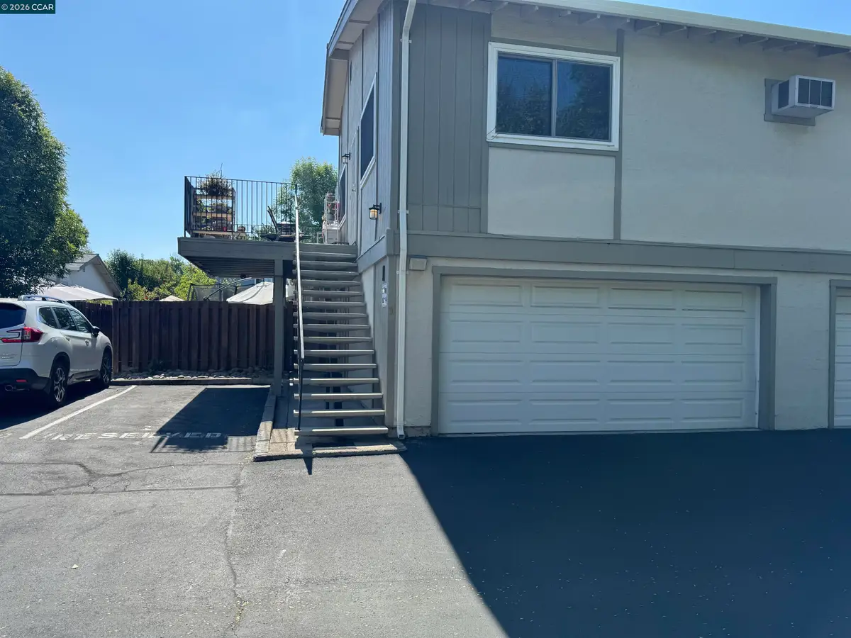 1070 Mohr Ln #1, Concord, CA 94518 - #1