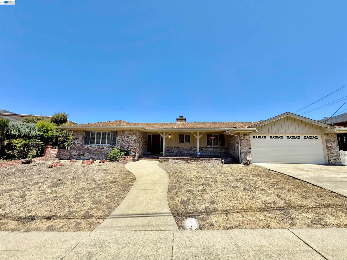 2164 Lakeview Dr, San Leandro, CA 94577 - #1