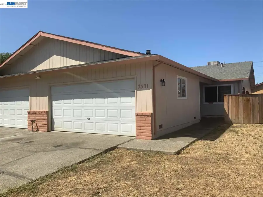7369 Kelley Drive, Stockton, CA 95207 - #2