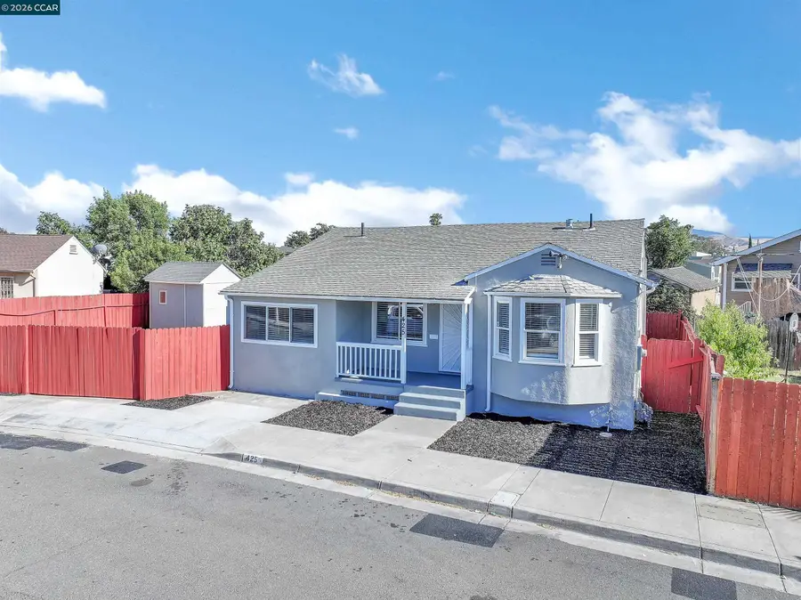 425 W 8th St, Pittsburg, CA 94565 - #3