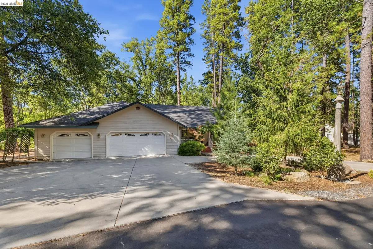 19015 Apple Valley Dr, Sonora, CA 95370 - #1
