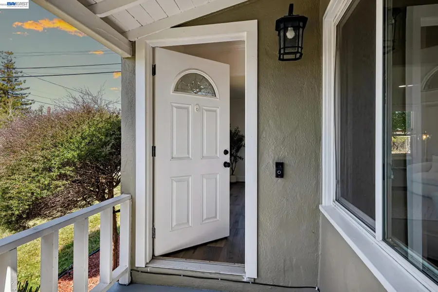 2107 Lessley Ave, Castro Valley, CA 94546 - #3