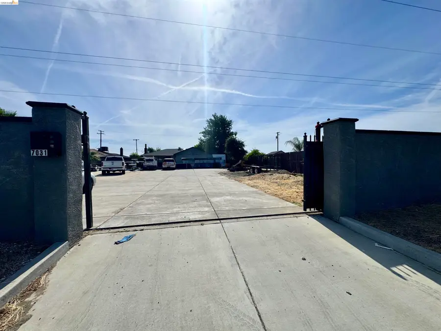 7031 Power Inn Rd, Sacramento, CA 95828 - #2