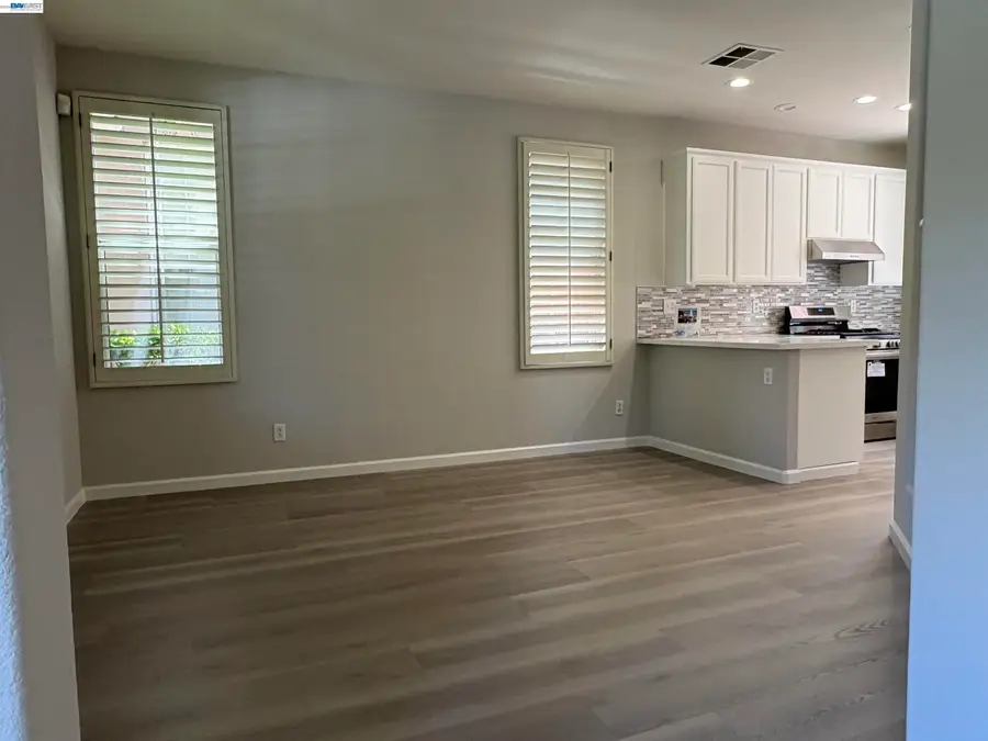 439 Kent Dr., Mountain View, CA 94043 - #3