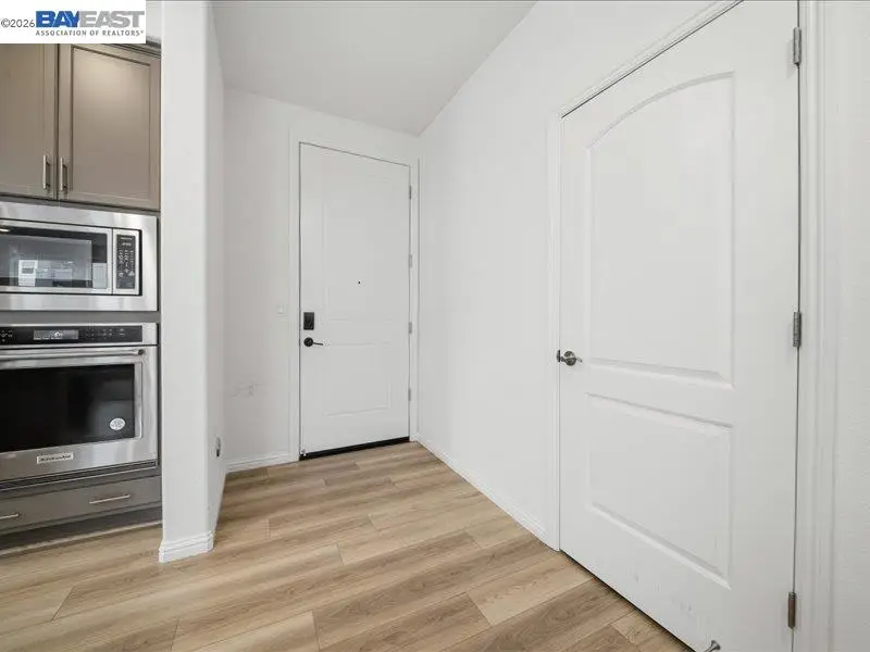 2802 Tradewind Ct, Alameda, CA 94501 - #2