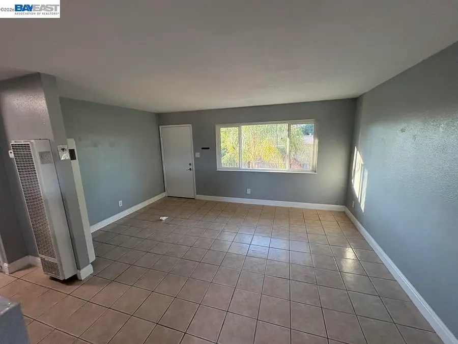 1050 Grand Ave., Sacramento, CA 95838 - #3