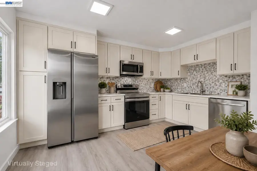 883 Inverness Ct, Fairfield, CA 94533 - #2