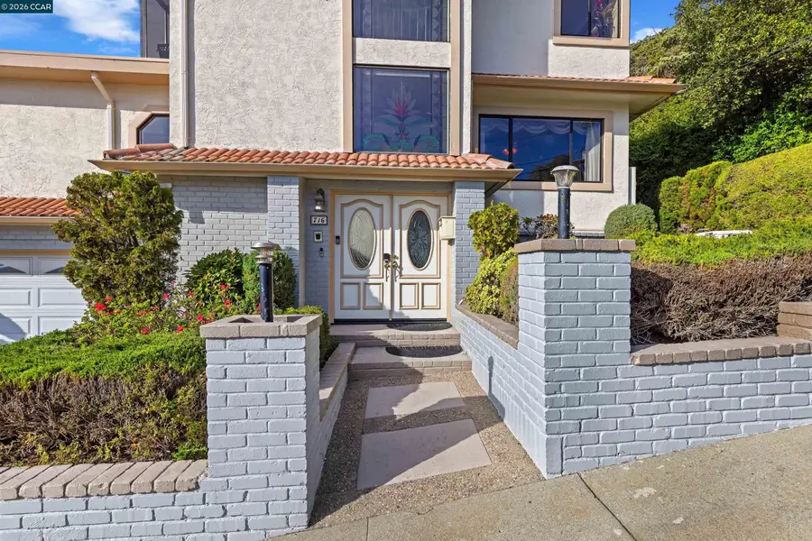 716 Gelston Pl, El Cerrito, CA 94530 - #2