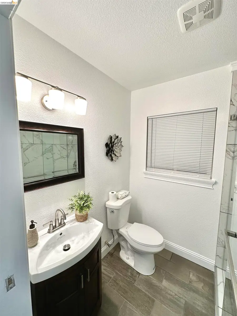 7724 Crest Ave, Oakland, CA 94605 - #3