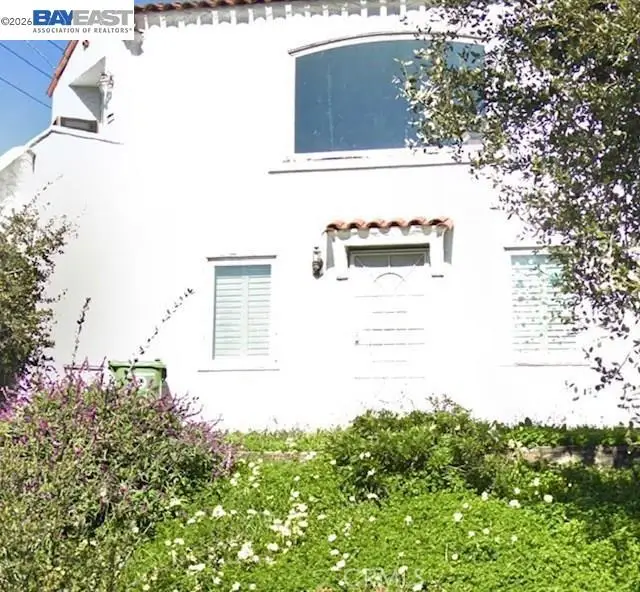 8400 Golf Links Rd, Oakland, CA 94605 - #2
