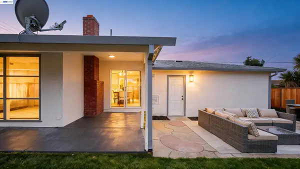 7 Newhall St, Hayward, CA 94544