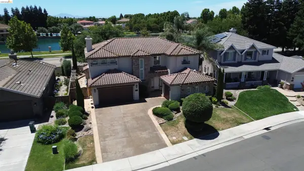 5548 Cortina Ln, Stockton, CA 95219
