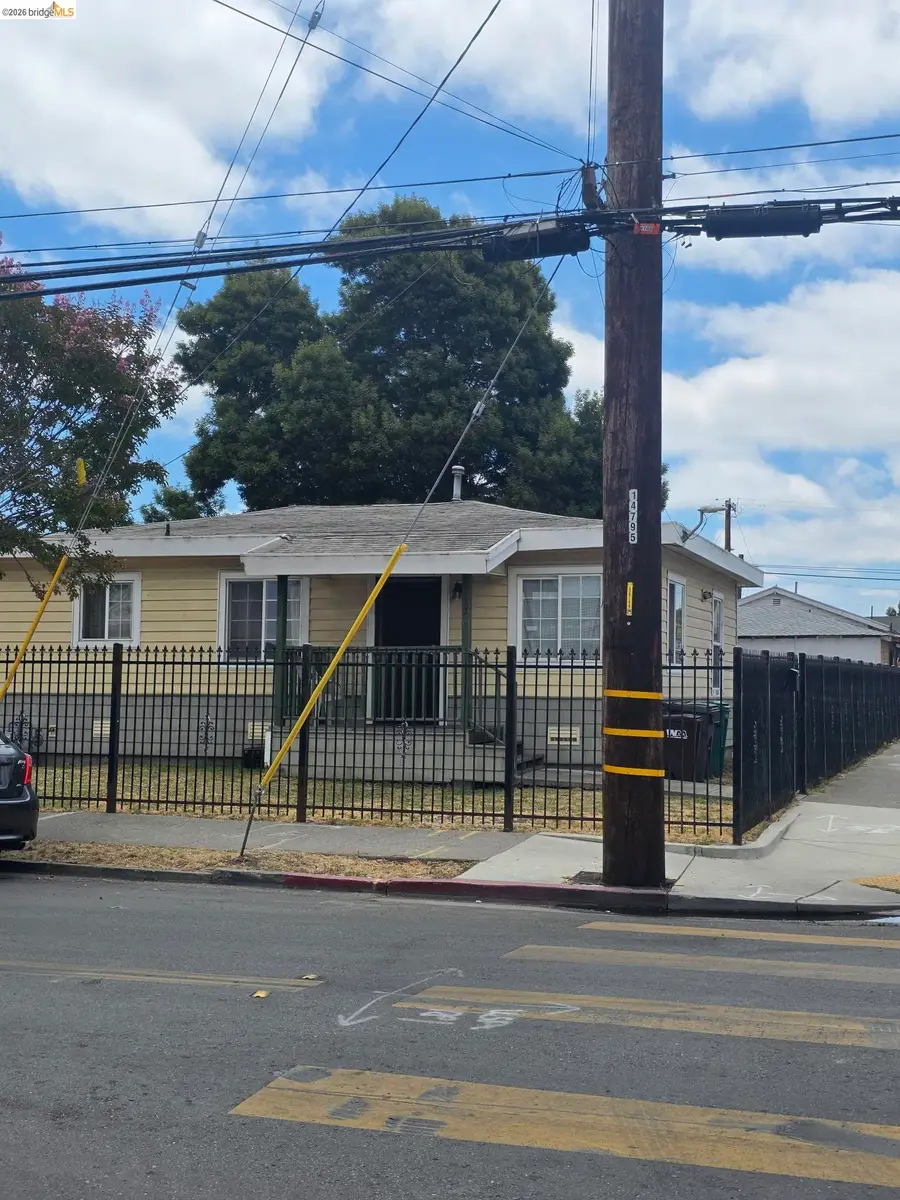 1102 E 69th Ave, Oakland, CA 94612 - #2