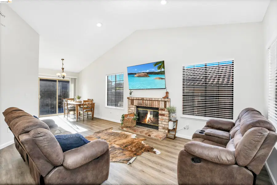 2312 Willow Ave, Antioch, CA 94509 - #2