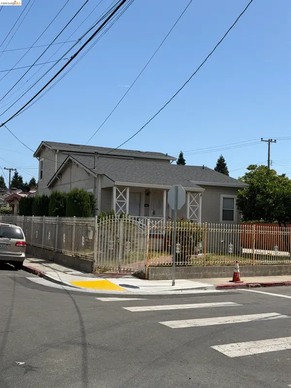 918 Royal St, Oakland, CA 94603