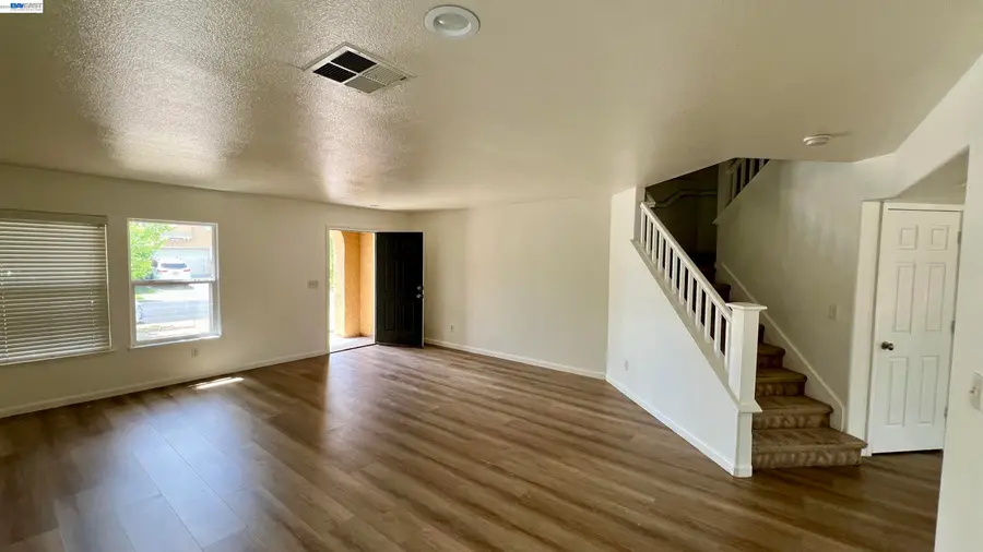2249 Chamberlain St, Stockton, CA 95212 - #2