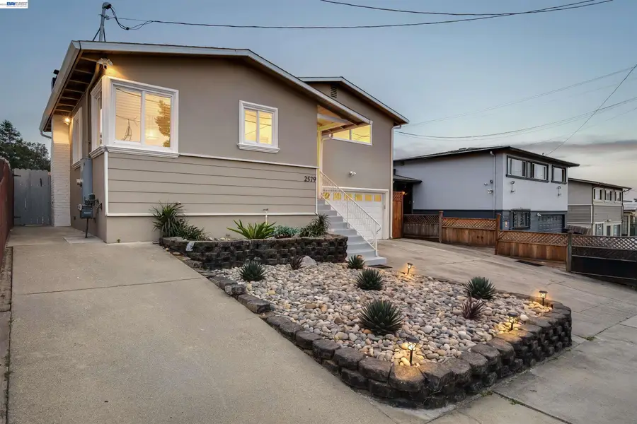 2579 Jacobs St, Hayward, CA 94541 - #2